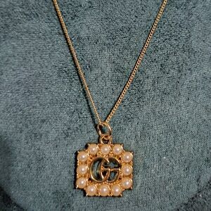 Gold and Cream Floral Pendant Necklace